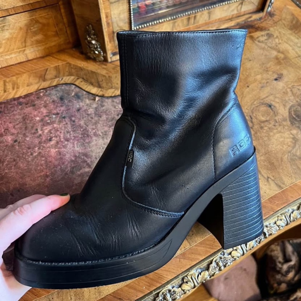 Black Block Heel Ankle Boots